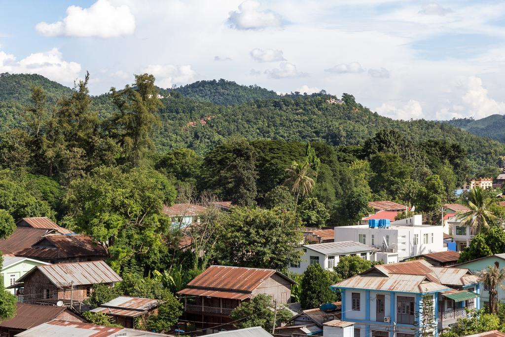 Hotel Lily The Home Hsipaw Exteriör bild