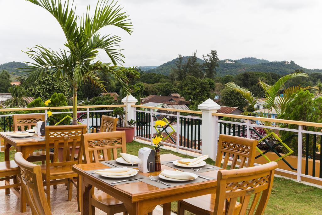 Hotel Lily The Home Hsipaw Exteriör bild